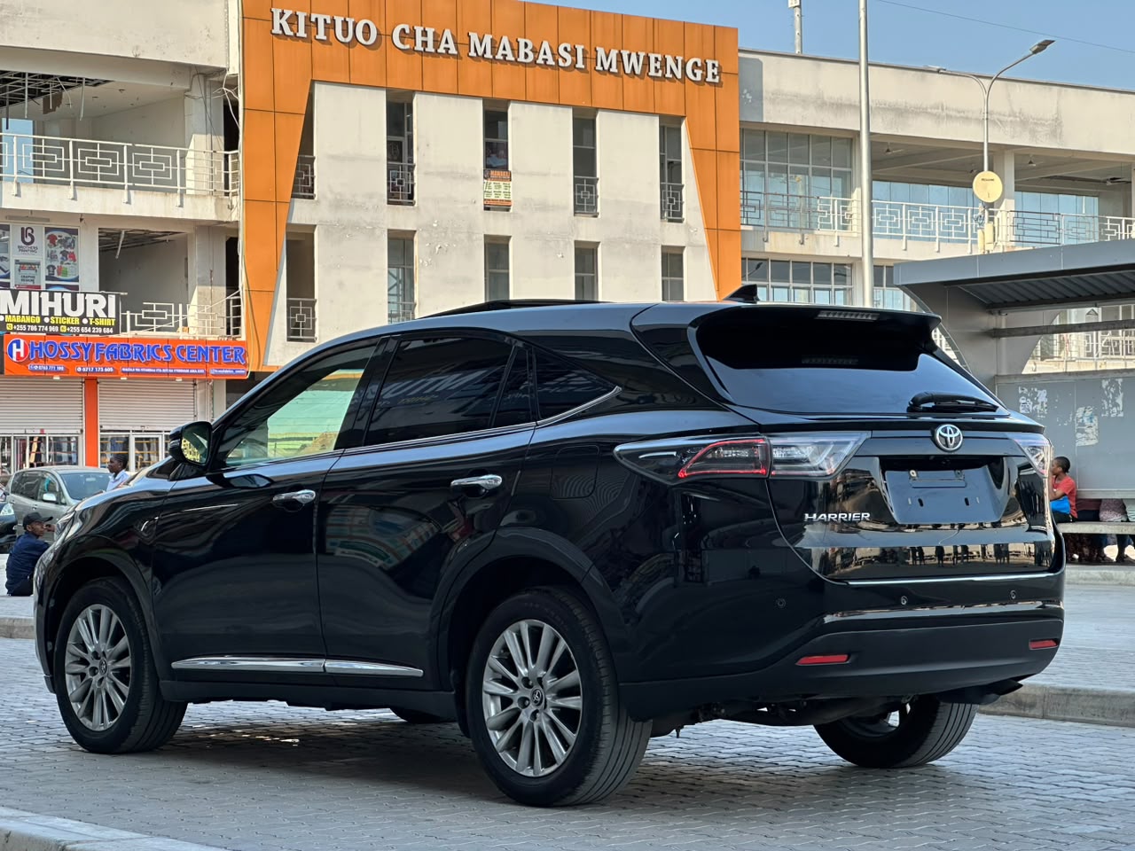 Toyota Harrier Anaconda thumbnail 3